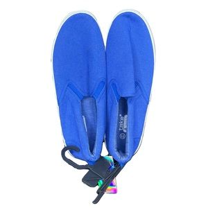 Women’s Slip on Sneaker